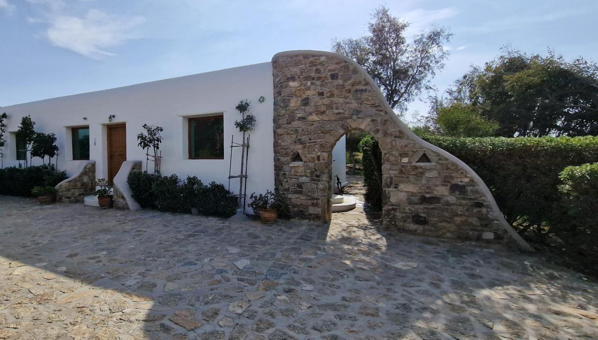 Divers House Agrari  Екстериор снимка