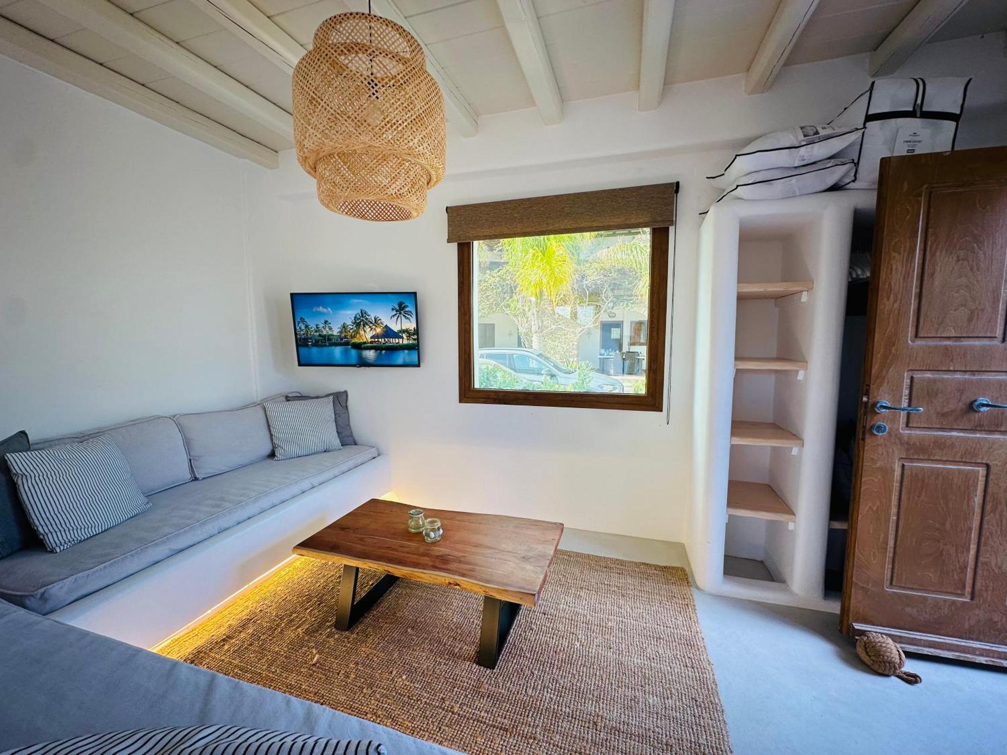 Divers House Agrari  Екстериор снимка