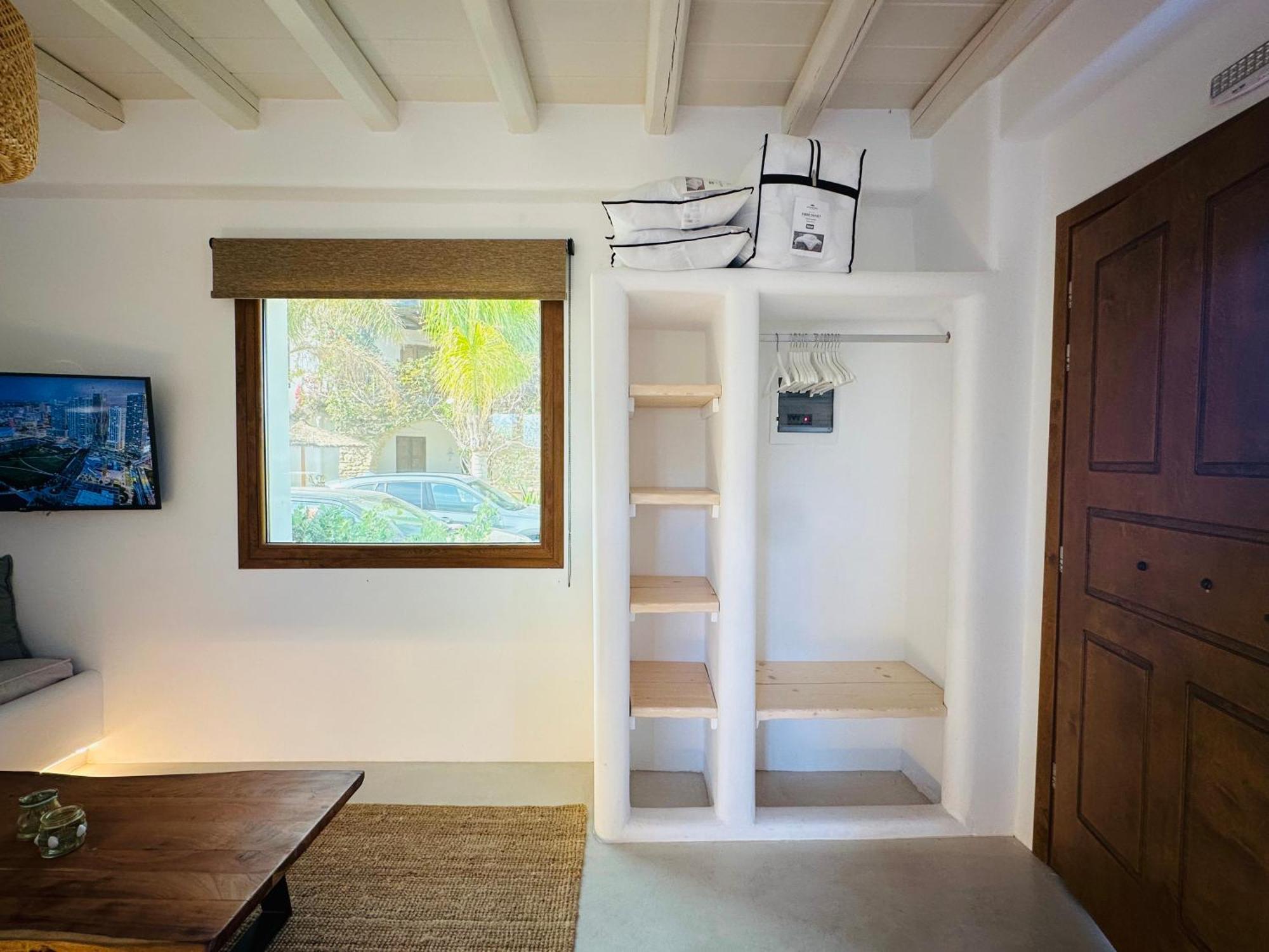 Divers House Agrari  Екстериор снимка
