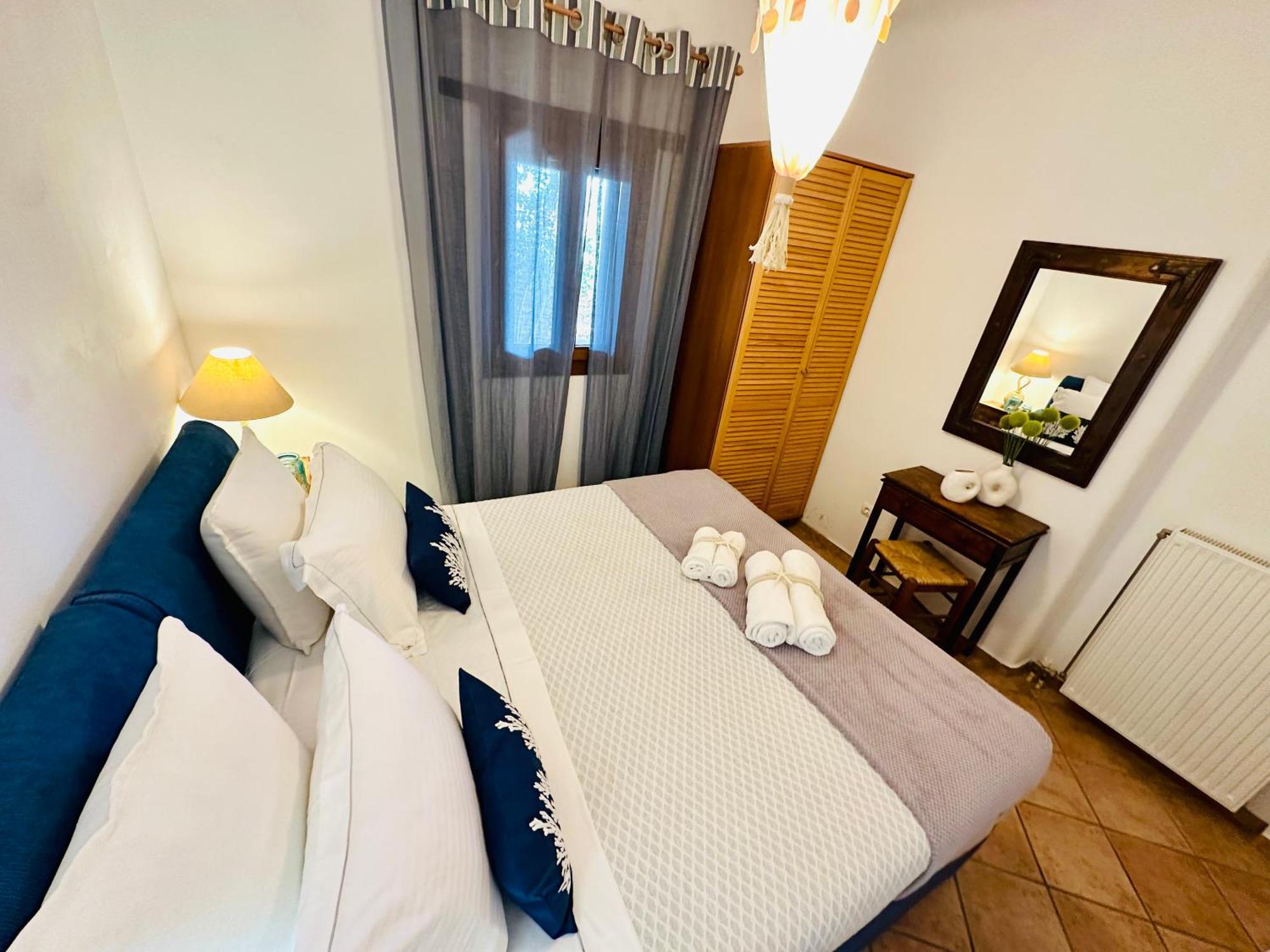 Divers House Agrari  Екстериор снимка