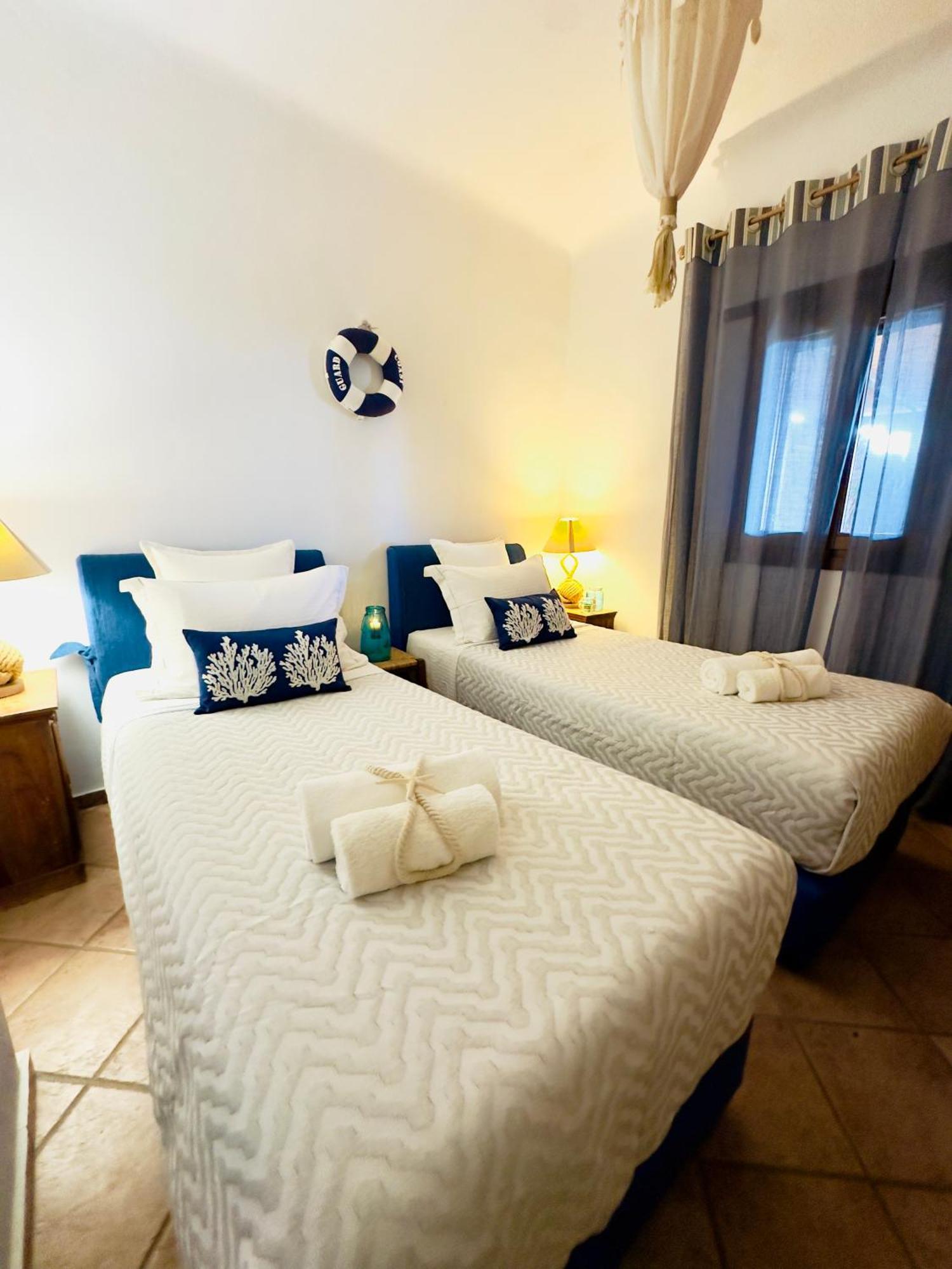 Divers House Agrari  Екстериор снимка
